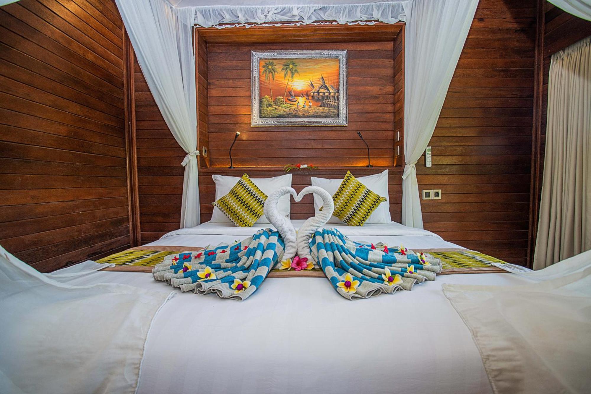 The Parnas Hotel Нуса Лембонган Екстериор снимка